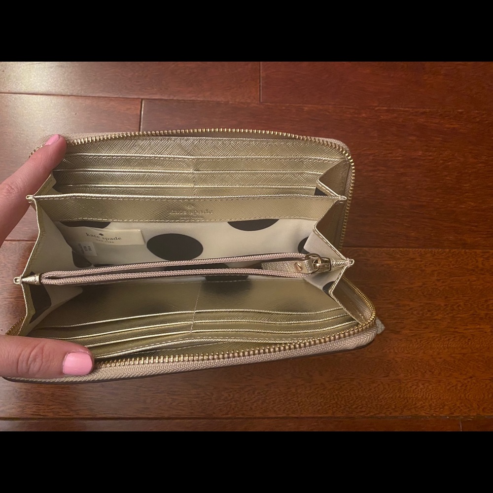 Kate Spade Zip Around Gold Wallet - Picture 3 of 3
